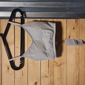 Fabletics Delta seamless midi bralette size xs NEW WITH TAGS